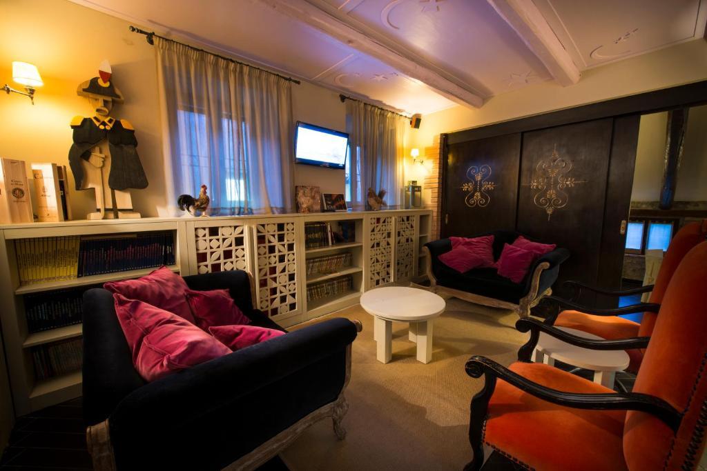 Borgo San Faustino Country Relais And Spa Morrano Exteriör bild