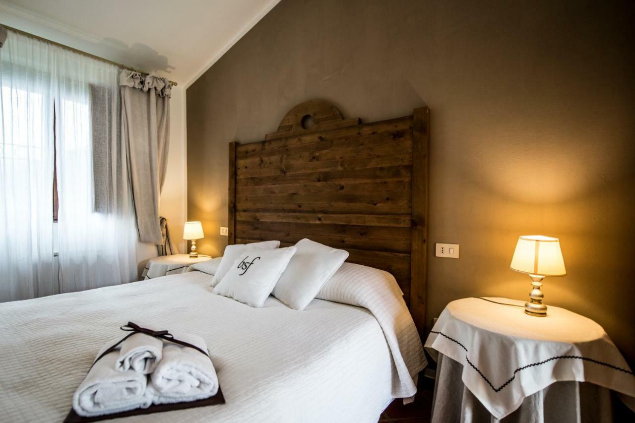 Borgo San Faustino Country Relais And Spa Morrano Exteriör bild